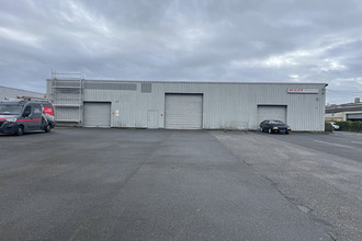 Ma-Cabane - Location Local commercial CAEN, 890 m²