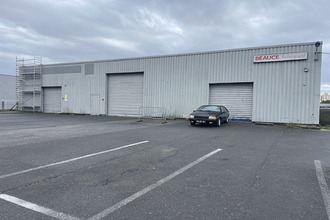 Ma-Cabane - Location Local commercial CAEN, 890 m²