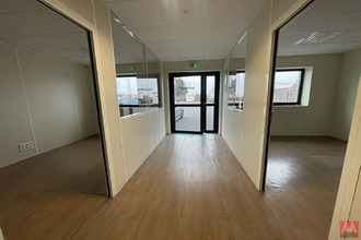 Ma-Cabane - Location Local commercial CAEN, 890 m²