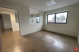 Ma-Cabane - Location Local commercial CAEN, 890 m²