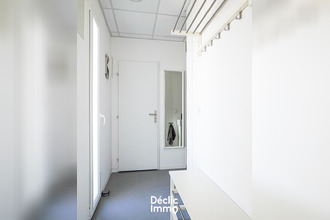 Ma-Cabane - Location Local commercial CASTRIES, 72 m²