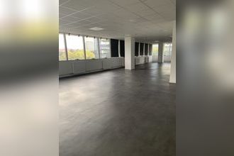 Ma-Cabane - Location Local commercial Cergy, 143 m²