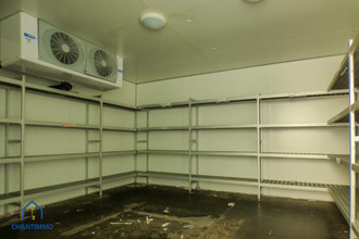 Ma-Cabane - Location Local commercial Chantonnay, 100 m²