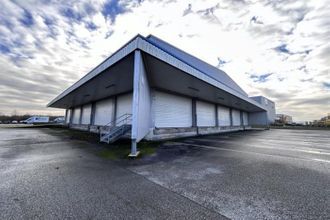 Ma-Cabane - Location Local commercial Châteaulin, 945 m²