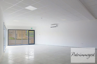 Ma-Cabane - Location Local commercial CIVENS, 90 m²