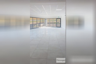 Ma-Cabane - Location Local commercial CIVENS, 90 m²