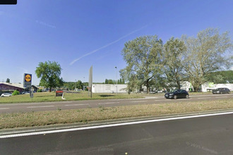 Ma-Cabane - Location Local commercial COMPIEGNE, 750 m²