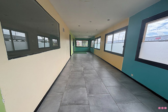 Ma-Cabane - Location Local commercial CONFLANS-SAINTE-HONORINE, 216 m²