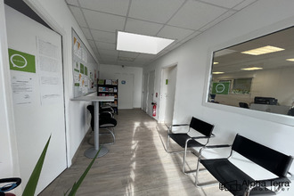 Ma-Cabane - Location Local commercial Douvres-la-Délivrande, 105 m²