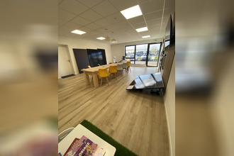 Ma-Cabane - Location Local commercial Eschau, 153 m²