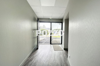 Ma-Cabane - Location Local commercial FLEURY, 80 m²