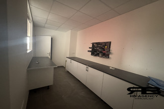 Ma-Cabane - Location Local commercial Fort de France, 118 m²