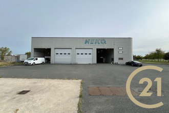 Ma-Cabane - Location Local commercial Giroussens, 1065 m²