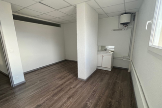 Ma-Cabane - Location Local commercial ISSOIRE, 82 m²