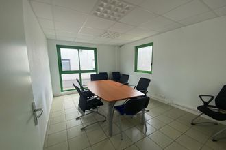 Ma-Cabane - Location Local commercial LA CHAPELLE-HEULIN, 268 m²