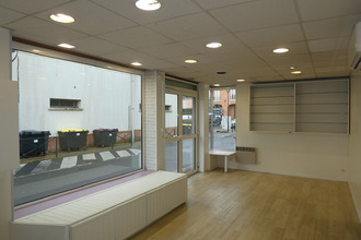 Ma-Cabane - Location Local commercial LA FERTE-SAINT-AUBIN, 49 m²