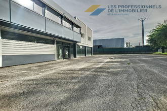 Ma-Cabane - Location Local commercial La Ravoire, 150 m²