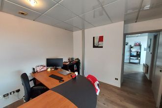 Ma-Cabane - Location Local commercial LA ROCHE-SUR-YON, 50 m²