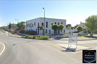 Ma-Cabane - Location Local commercial LE PLESSIS-BELLEVILLE, 115 m²