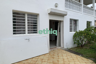 Ma-Cabane - Location Local commercial Les Abymes, 95 m²