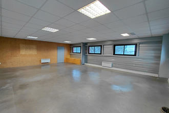 Ma-Cabane - Location Local commercial LESCAR, 195 m²