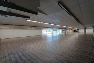 Ma-Cabane - Location Local commercial LONS, 1667 m²