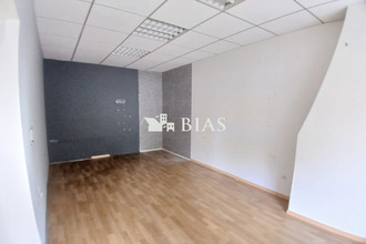 Ma-Cabane - Location Local commercial Louviers, 79 m²