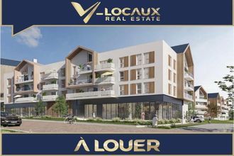 Ma-Cabane - Location Local commercial Louvres, 232 m²