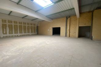 Ma-Cabane - Location Local commercial LUXEUIL-LES-BAINS, 800 m²