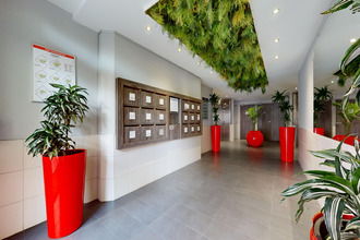 Ma-Cabane - Location Local commercial LYON 6, 80 m²