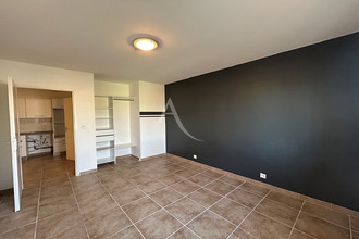 Ma-Cabane - Location Local commercial MARGUERITTES, 66 m²