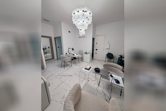 Ma-Cabane - Location Local commercial MARSEILLE 8, 44 m²