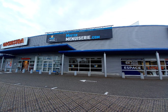Location Local commercial 78310, Maurepas France