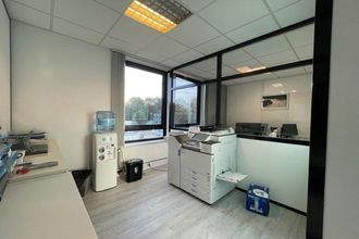 Ma-Cabane - Location Local commercial MONT-SAINT-AIGNAN, 70 m²