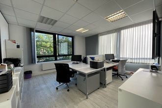 Ma-Cabane - Location Local commercial MONT-SAINT-AIGNAN, 70 m²