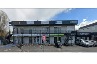 Location Local commercial 30700, Montaren-et-Saint-Médiers France