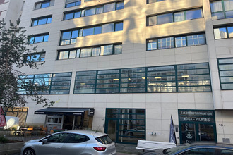 Ma-Cabane - Location Local commercial MONTROUGE, 166 m²