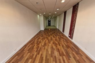 Ma-Cabane - Location Local commercial NANTUA, 34 m²