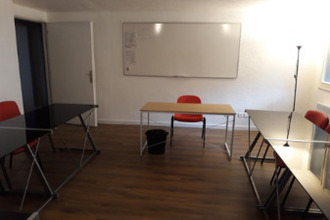 Ma-Cabane - Location Local commercial Nîmes, 90 m²