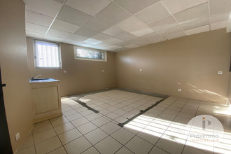 Ma-Cabane - Location Local commercial NIVILLAC, 200 m²