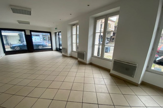 Ma-Cabane - Location Local commercial NOGENT-LE-ROI, 63 m²