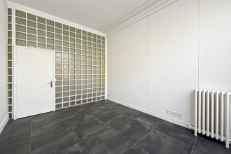 Ma-Cabane - Location Local commercial PARIS 10, 36 m²