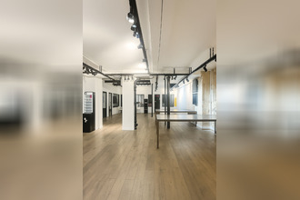 Ma-Cabane - Location Local commercial PARIS 11, 450 m²