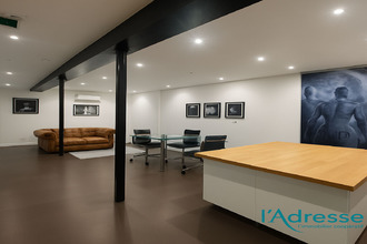 Ma-Cabane - Location Local commercial PARIS 11, 450 m²