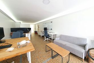 Ma-Cabane - Location Local commercial PARIS 18, 69 m²