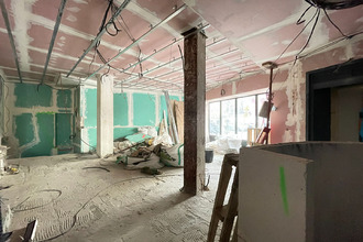 Ma-Cabane - Location Local commercial PARIS 18, 175 m²