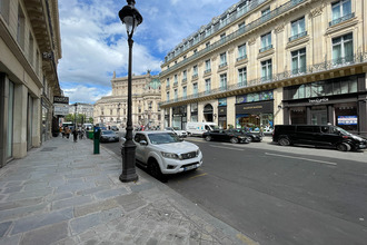 Ma-Cabane - Location Local commercial PARIS 9, 100 m²