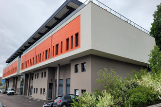 Ma-Cabane - Location Local commercial Poisy, 314 m²