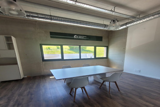 Ma-Cabane - Location Local commercial Poisy, 200 m²