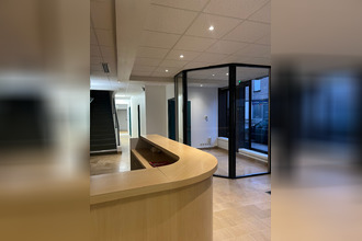 Ma-Cabane - Location Local commercial POITIERS, 260 m²